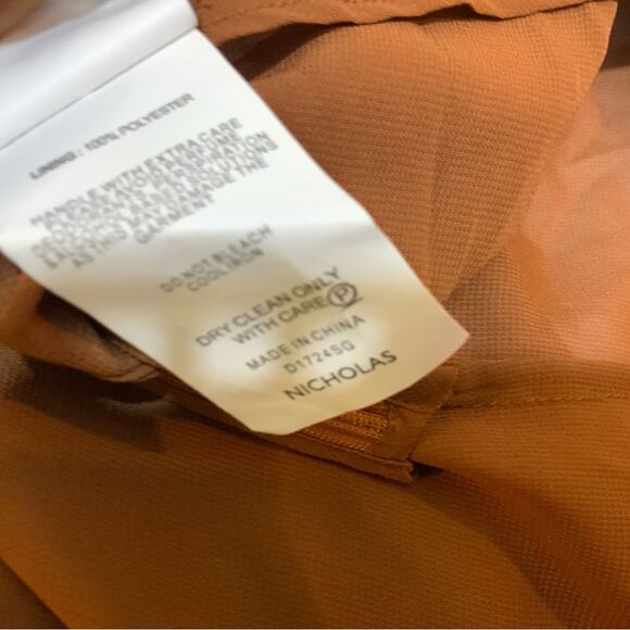 Nicholas sleeveless size 10 Tan  Top - Picture 9 of 10